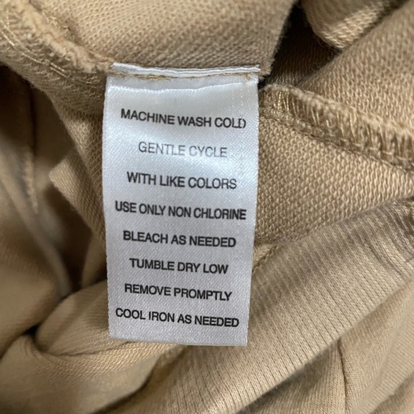 TeeCo Draw String Tan Sweat pants with side buttons on leg - Picture 4 of 7